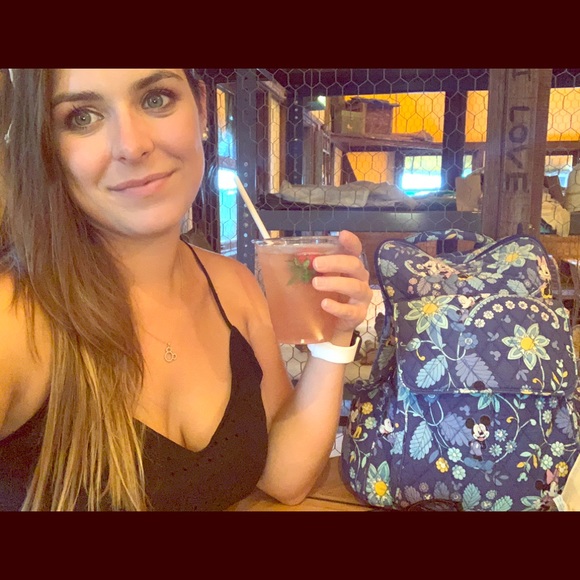 Meet your Posher, Michele - Picture 1 of 1